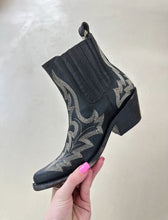 Load image into Gallery viewer, Liberty Black Caborca Booties