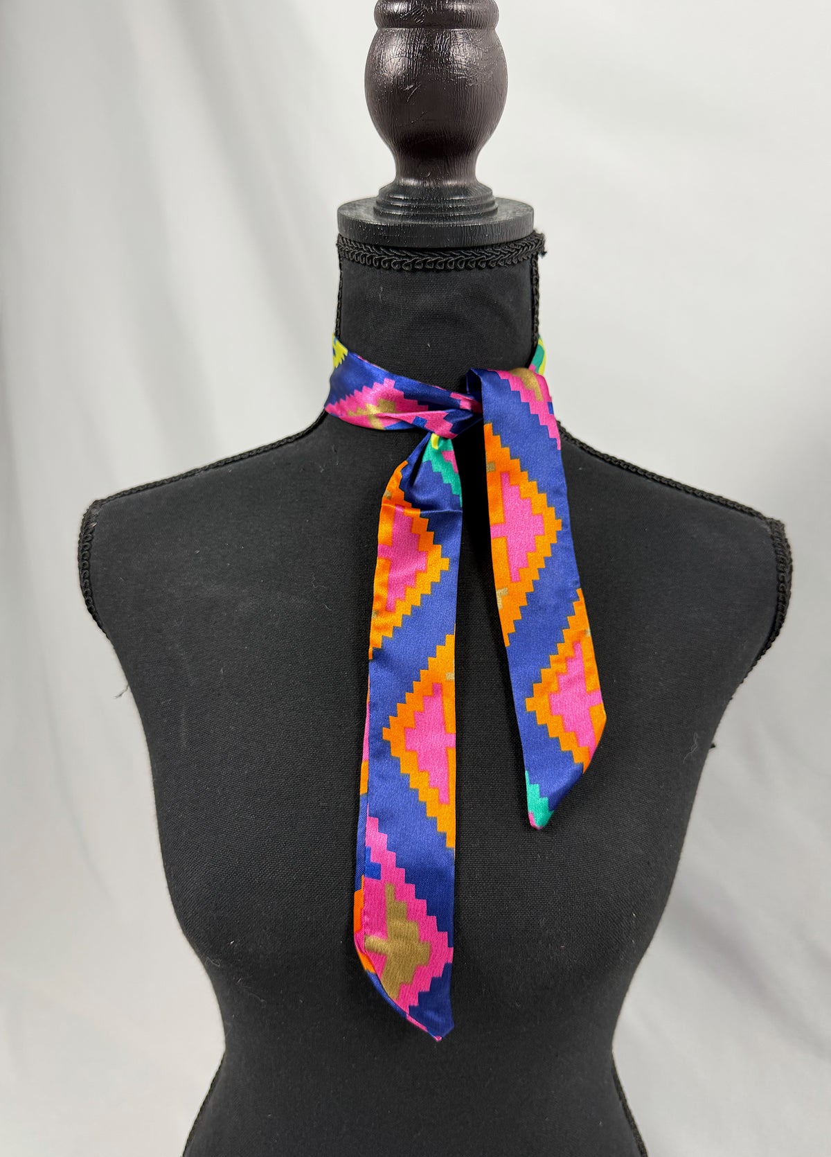 Retro Aztec Twilly