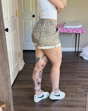 Load image into Gallery viewer, Leopard Cuffed Shorts