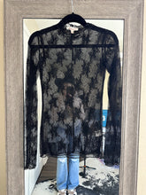 Load image into Gallery viewer, Lace Layering Top (Black)