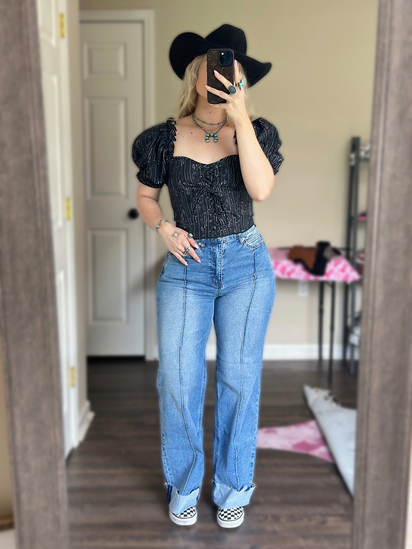 Snaffle Bit Puff Sleeve Top