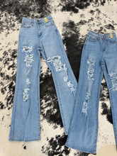 Load image into Gallery viewer, The Brandi Wide Leg Bootcut Jeans
