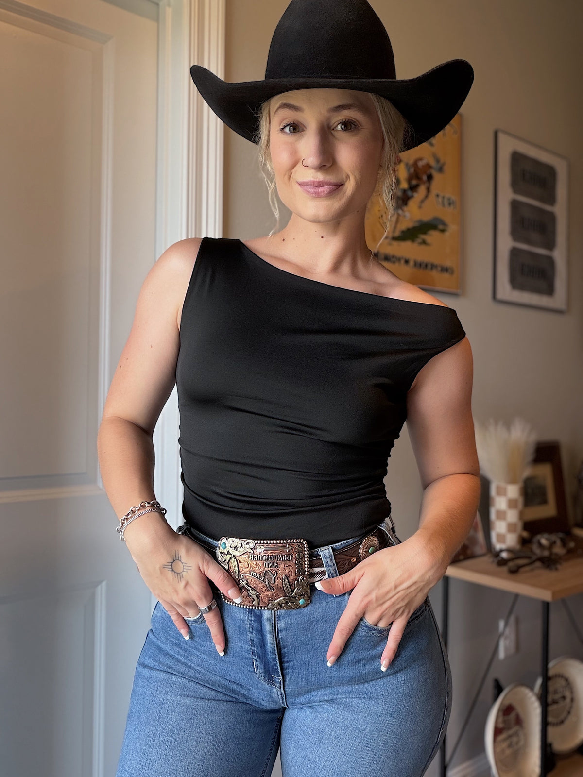 One Shoulder Top (Black)