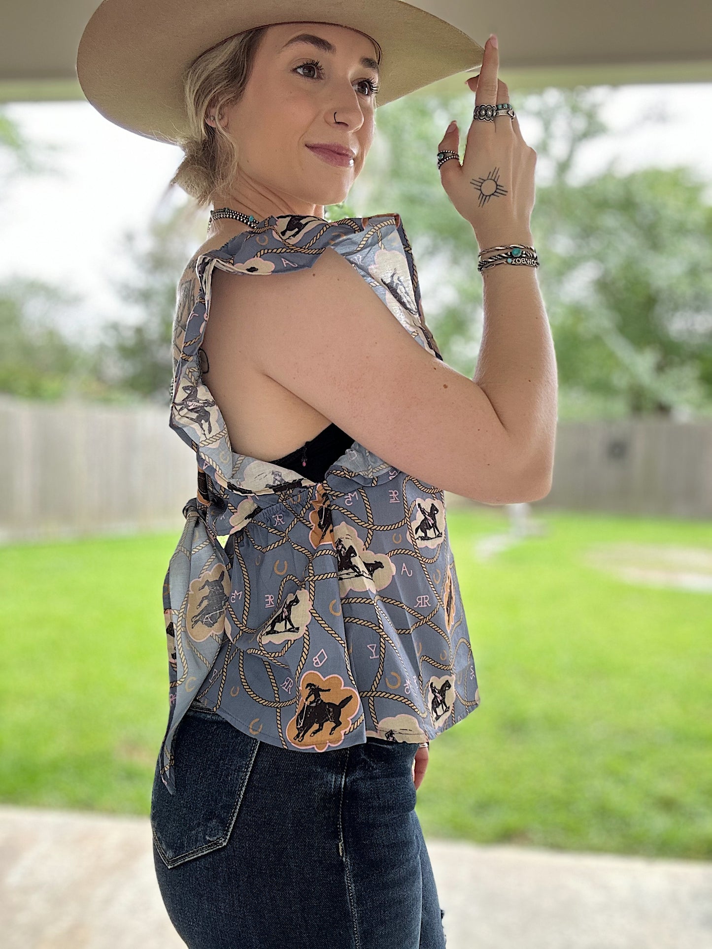 Lady Lasso Top