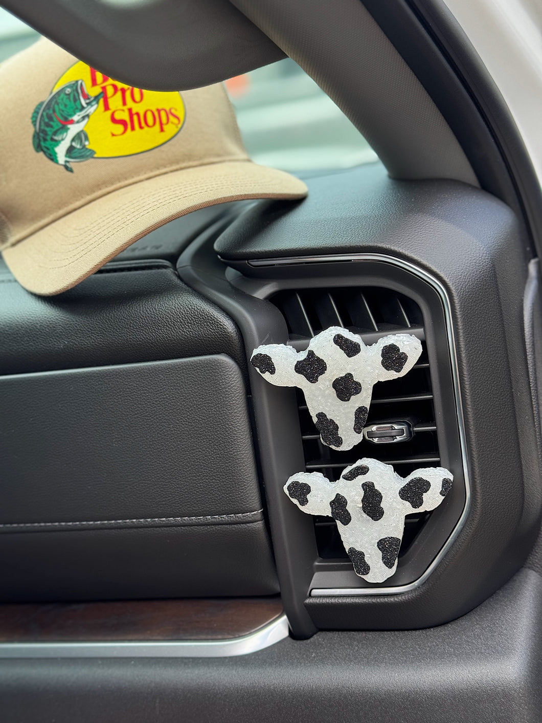 Cow Head Vent Clips