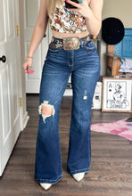 Load image into Gallery viewer, The Jett Jeans
