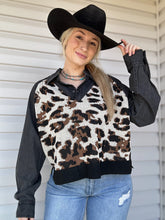 Load image into Gallery viewer, The Doubleshift Top (Leopard)
