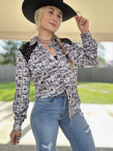 Load image into Gallery viewer, Lasso The Lace Button Down
