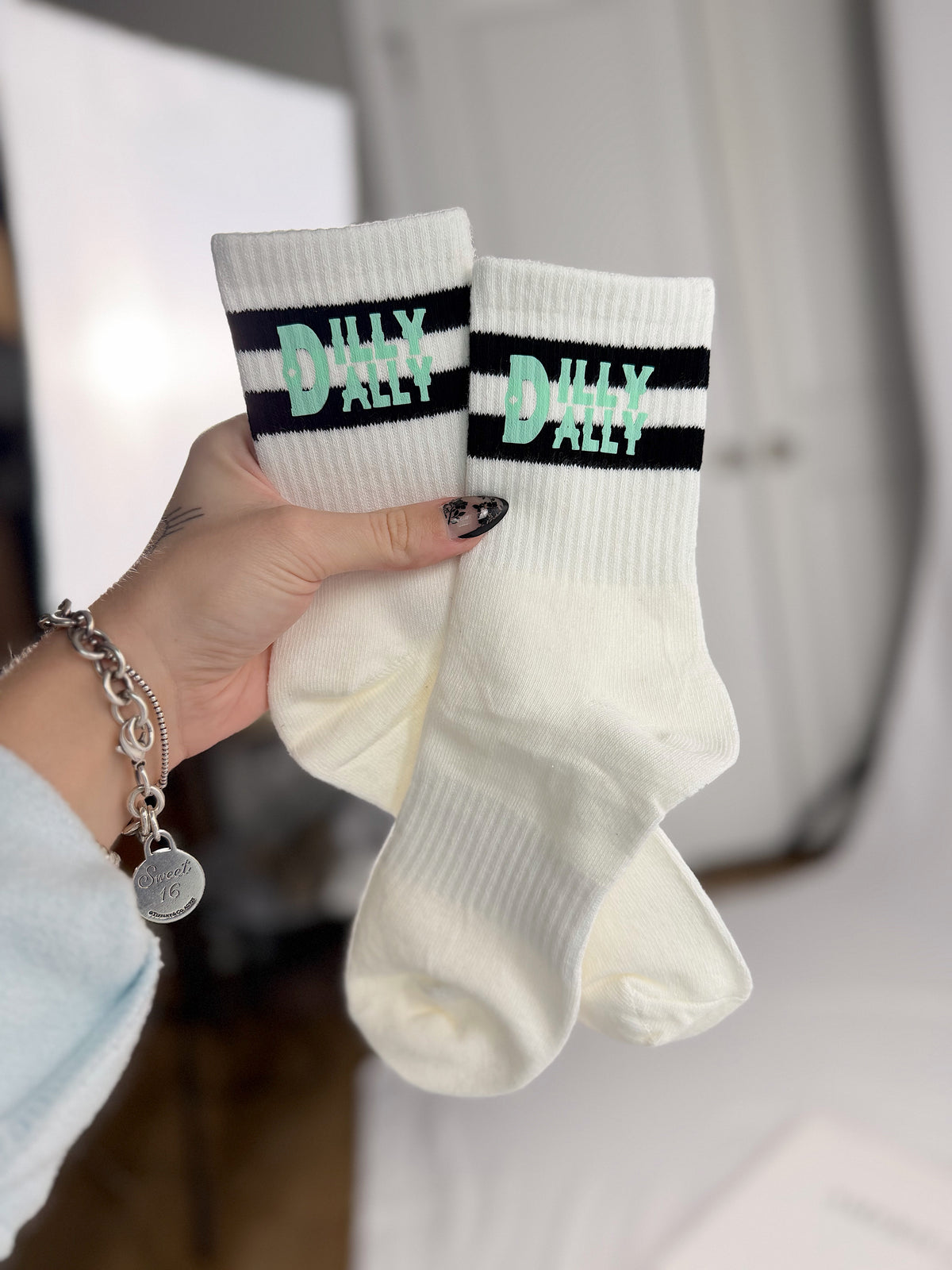 Dilly Dally Socks