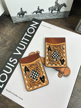 Load image into Gallery viewer, Ace of Spades Card Holder
