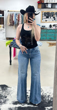 Load image into Gallery viewer, The Willie Wide Leg Jeans
