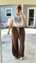 Load image into Gallery viewer, Leopard Lounge Pants
