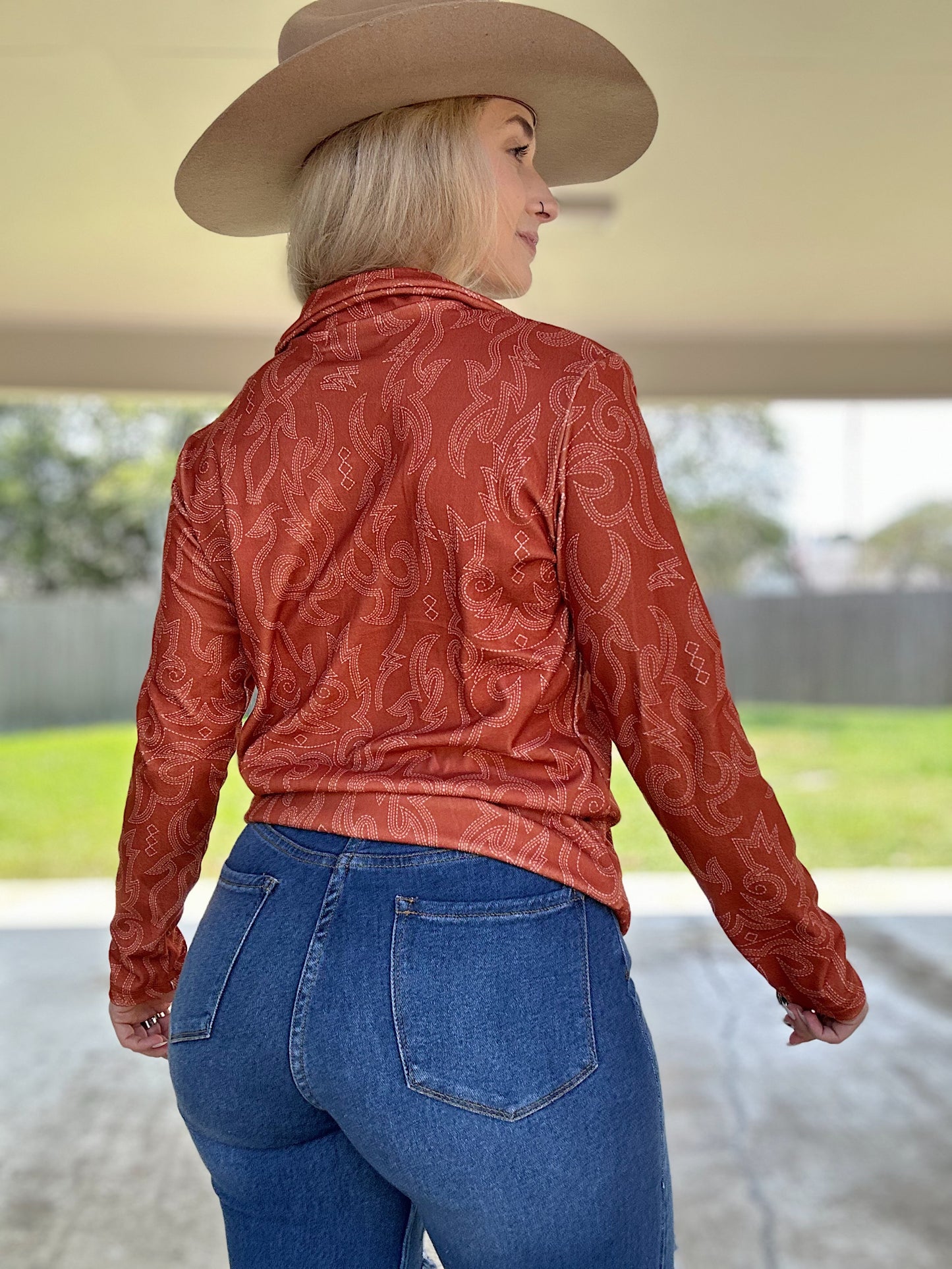 Boot Stitch Quarter Zip (Rust)