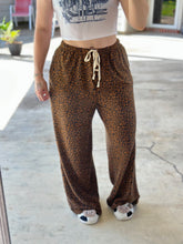 Load image into Gallery viewer, Leopard Lounge Pants
