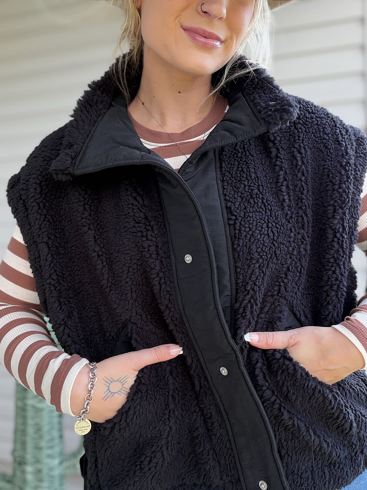 Black Sherpa Vest
