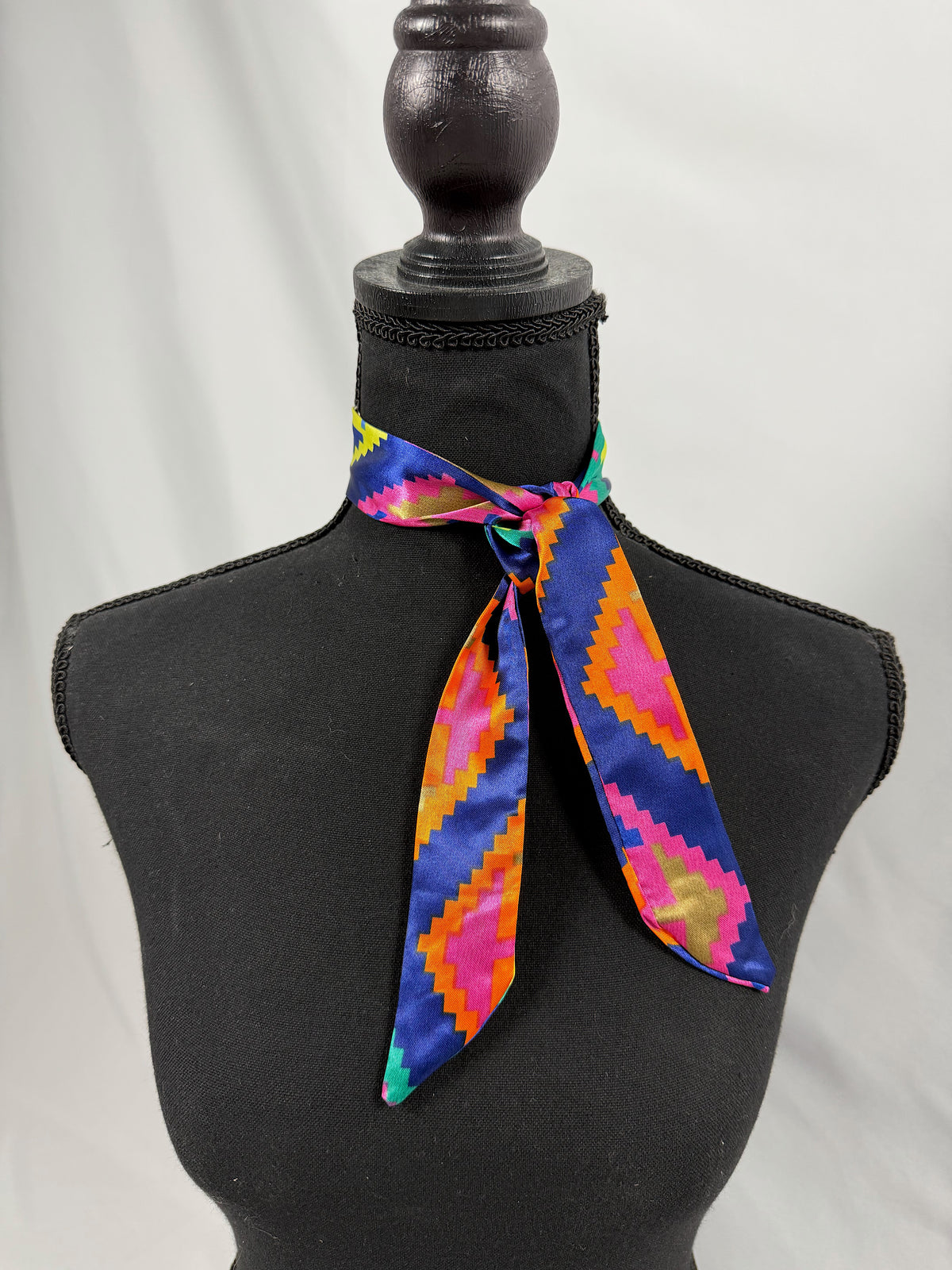 Retro Aztec Twilly