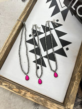 Load image into Gallery viewer, Pink Teardrop Choker
