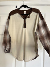 Load image into Gallery viewer, Flannel Henley Top
