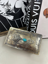 Load image into Gallery viewer, Arrow Trinket Box (Genuine Silver &amp; Turquoise)
