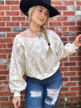 Load image into Gallery viewer, Camo Off The Shoulder Crew
