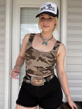 Load image into Gallery viewer, Camo Tank
