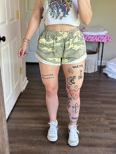 Load image into Gallery viewer, Camo Cuffed Shorts
