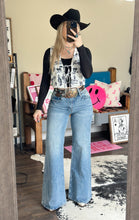 Load image into Gallery viewer, The Willie Wide Leg Jeans
