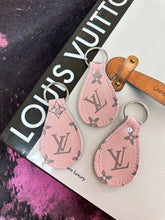 Load image into Gallery viewer, LV &amp; Cowhide Keychain (Pink)
