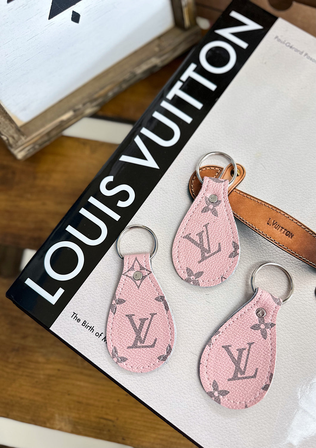 LV & Cowhide Keychain (Pink)