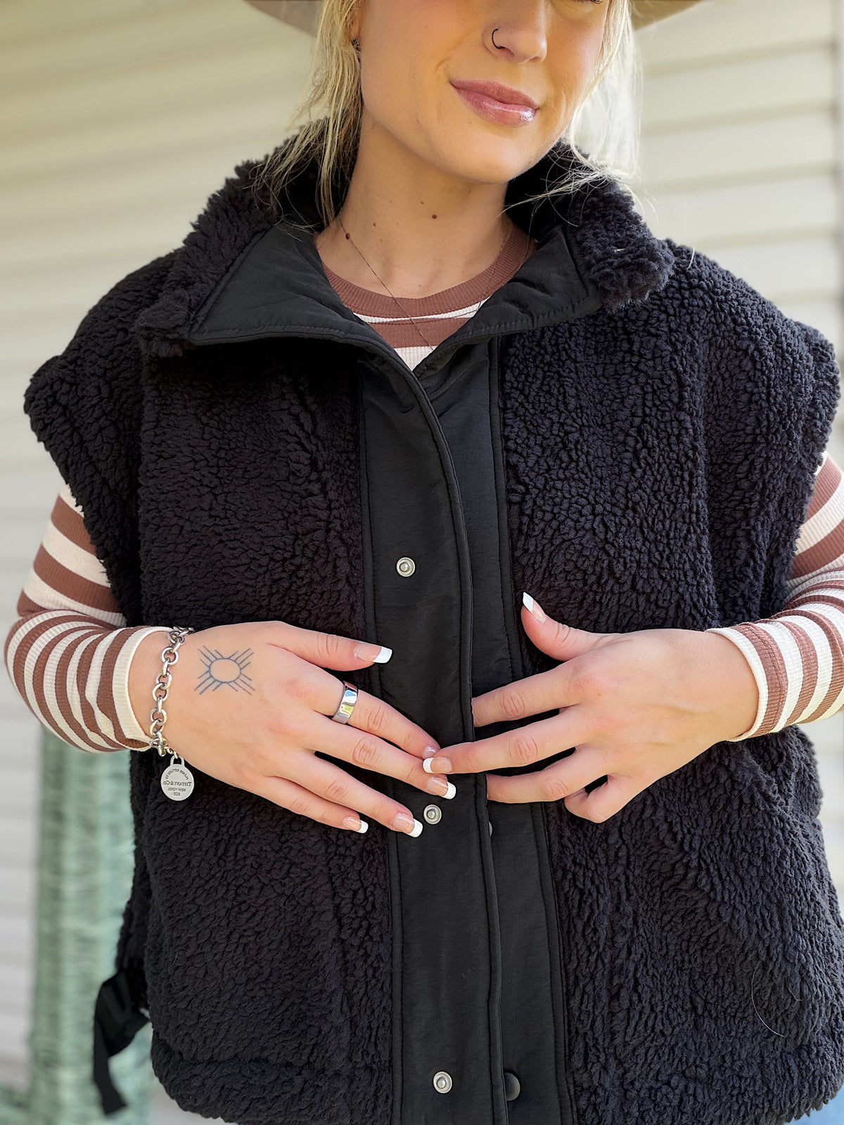 Black Sherpa Vest