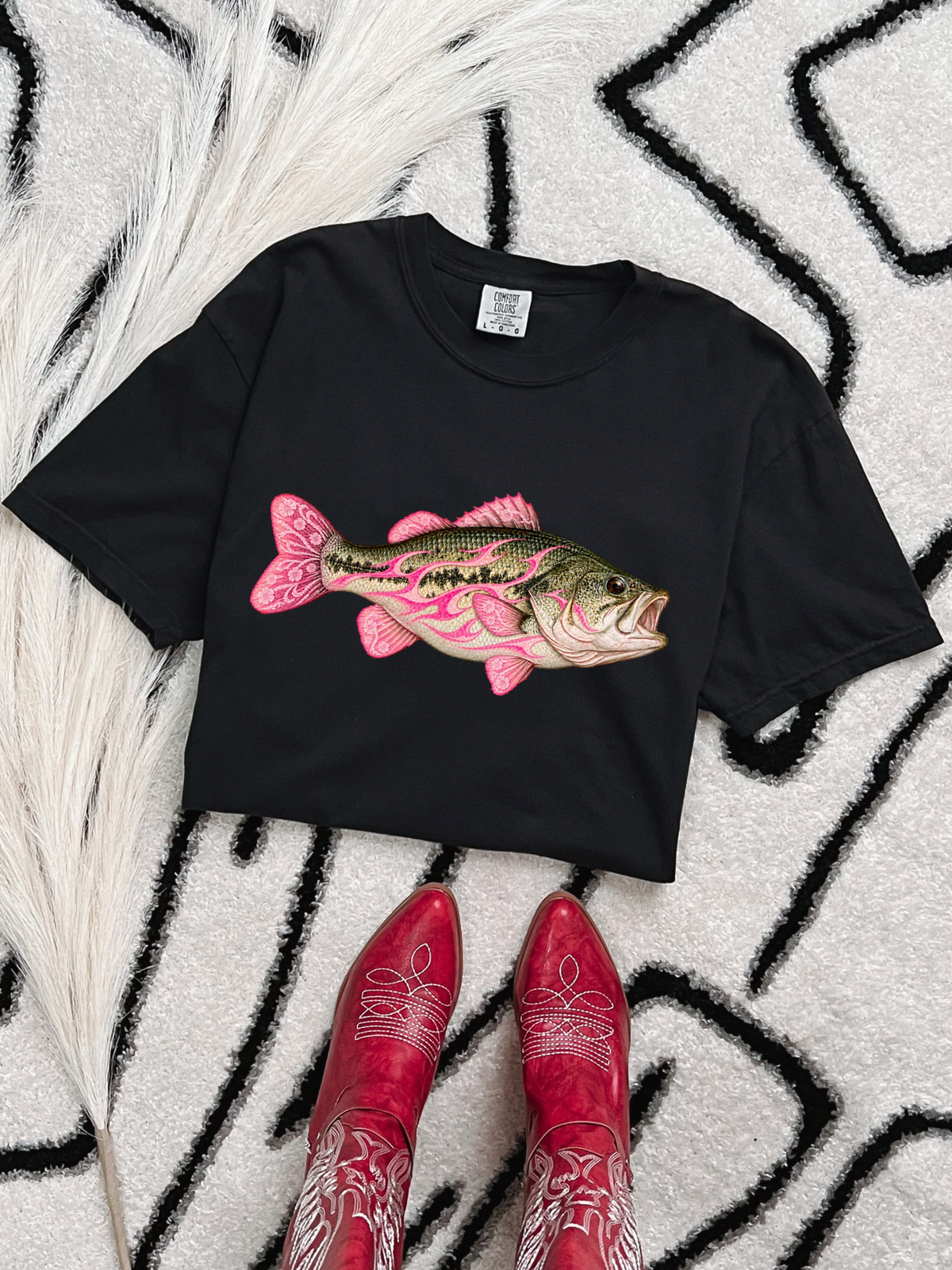 Lace Bass COMFORT COLORS TEE