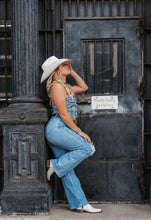 Load image into Gallery viewer, The Wetzel Wide Leg Jeans
