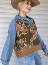 Load image into Gallery viewer, The Doubleshift Top (Camo)

