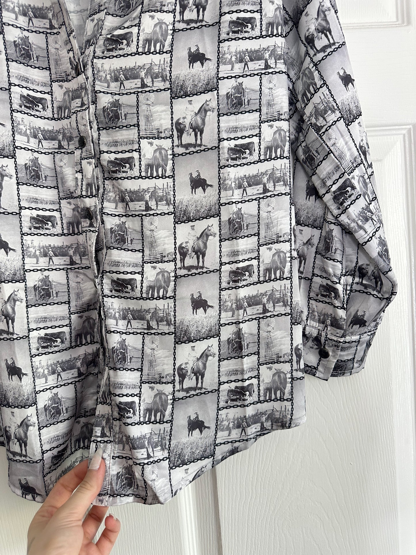Lasso The Lace Button Down