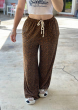 Load image into Gallery viewer, Leopard Lounge Pants
