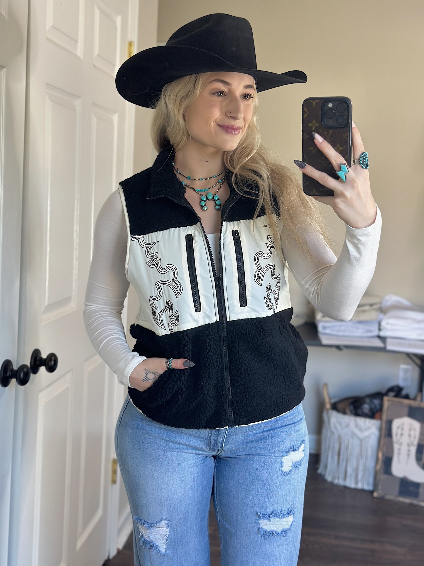 Boot Stitch Sherpa Vest