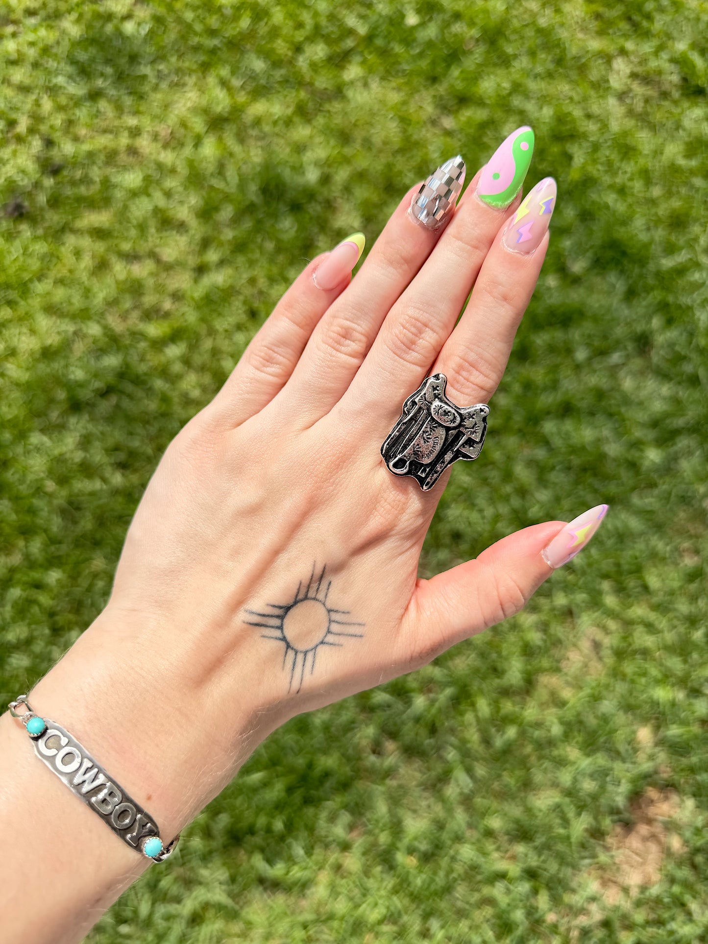 The Saddle Ring
