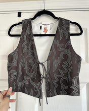 Load image into Gallery viewer, Boot Stitch Tie Vest
