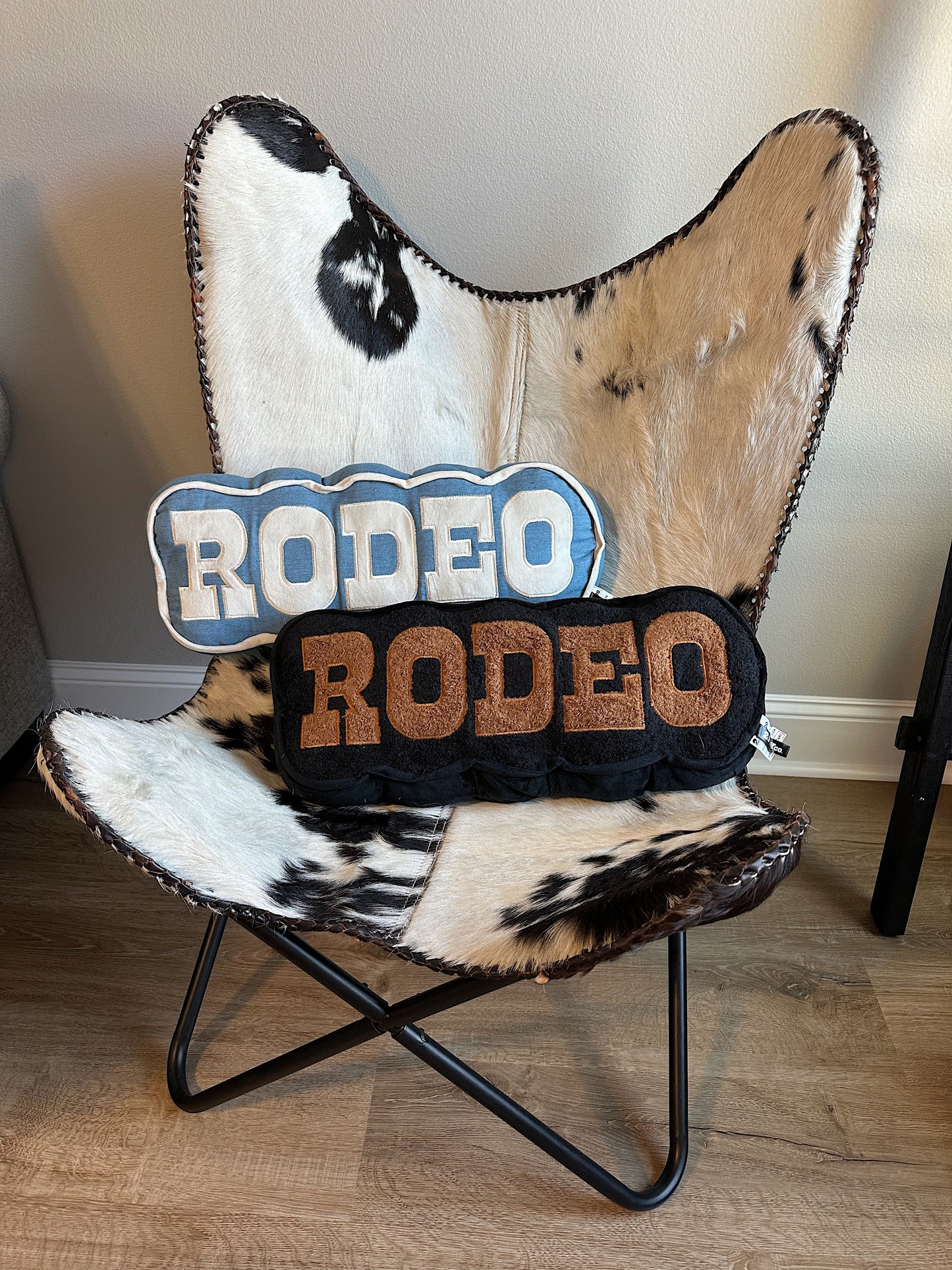 Rodeo Throw Pillow (Brown)