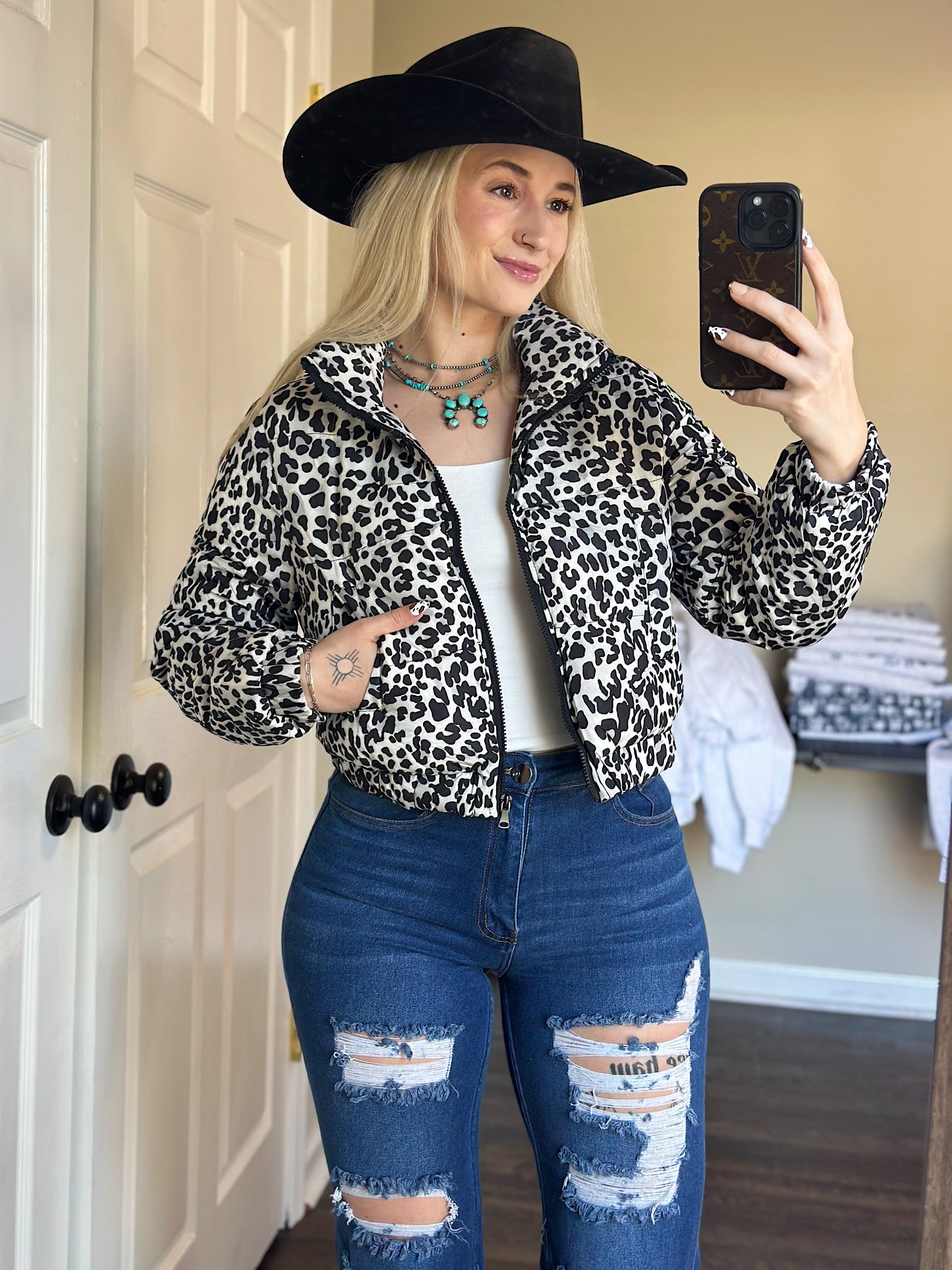 Black Leopard Cropped Puffer