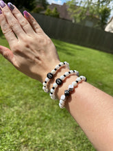 Load image into Gallery viewer, Dice &amp; 8 Ball Stretch Bracelet
