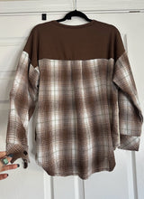 Load image into Gallery viewer, Flannel Henley Top
