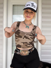 Load image into Gallery viewer, Camo Tank

