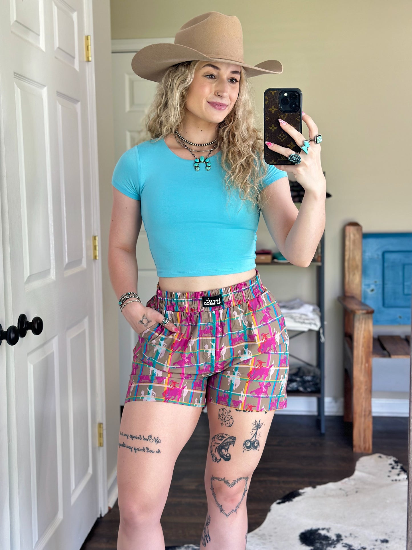 The Basic Babe Crop (Baby Blue)