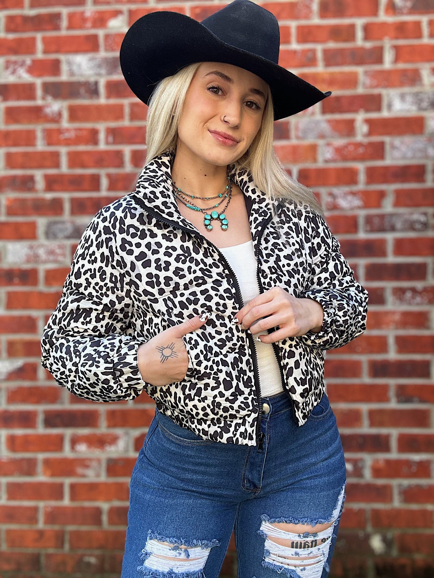 Black Leopard Cropped Puffer