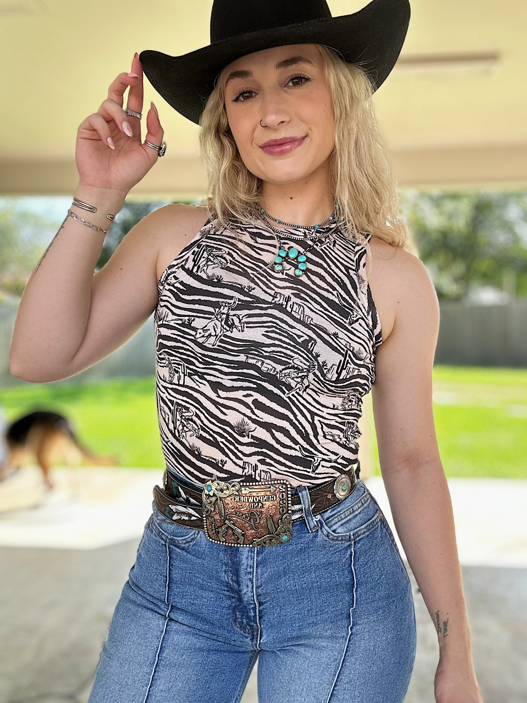 Cowboy Zoo Tank