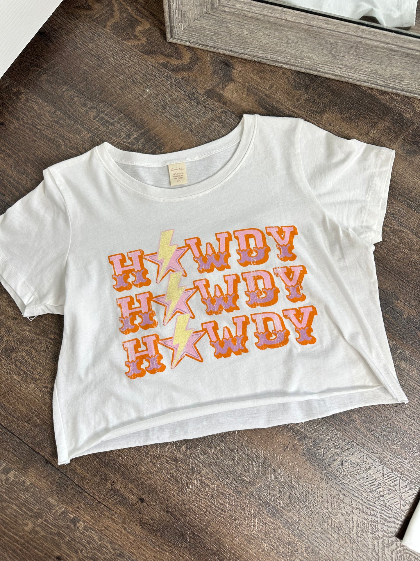 Cropped Howdy Tee Size XS