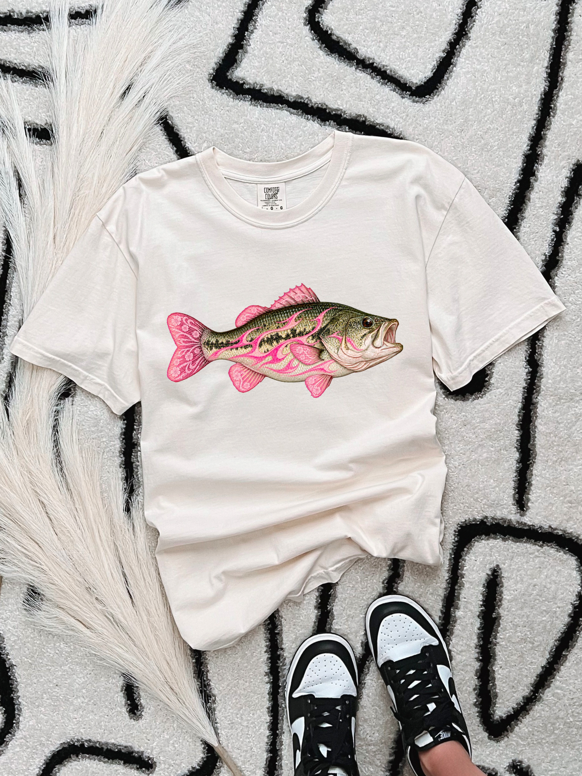 Lace Bass COMFORT COLORS TEE
