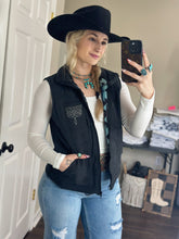 Load image into Gallery viewer, Boot Stitch Puffer Vest
