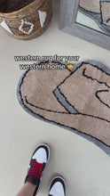 Load and play video in Gallery viewer, The Cowboy Hat Rug
